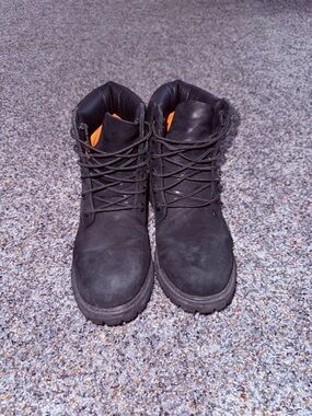 Timberland Black Lace-Up Boots with Orange Lining